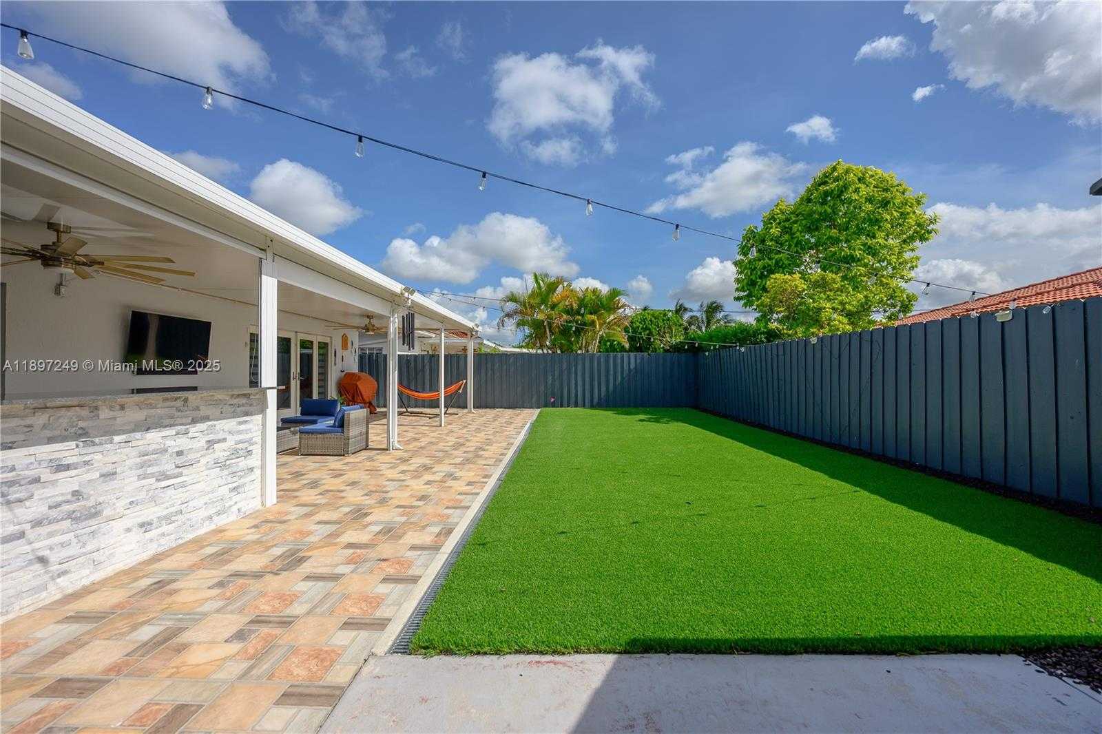 Small Image of 18316 SOUTH WEST 145TH AVE, Miami Number 21