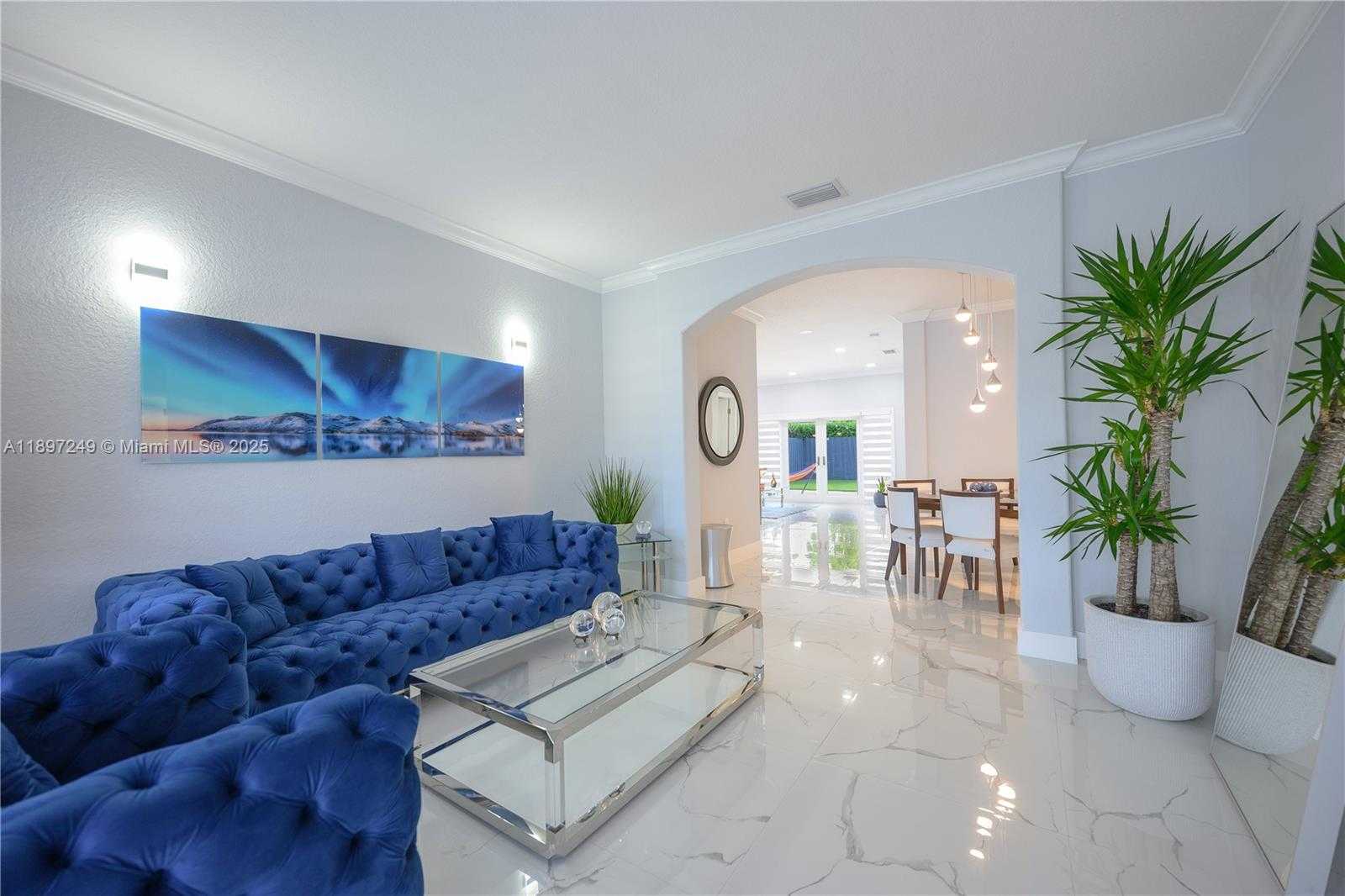 Small Image of 18316 SOUTH WEST 145TH AVE, Miami Number 23