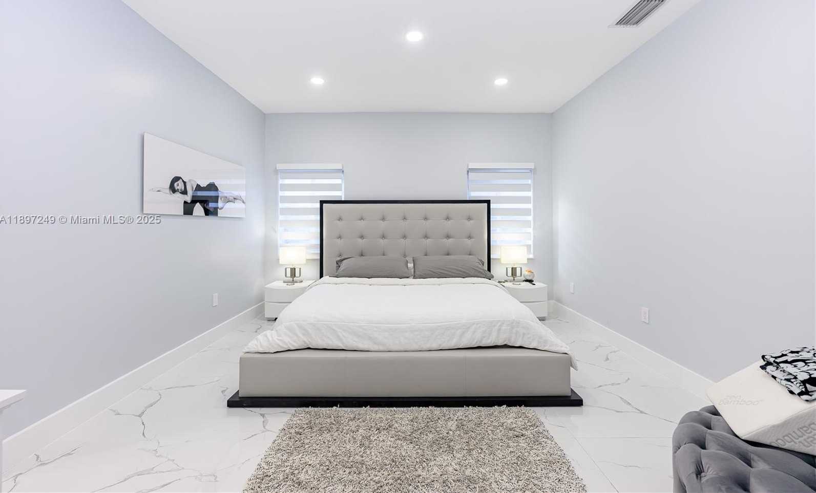 Small Image of 18316 SOUTH WEST 145TH AVE, Miami Number 32