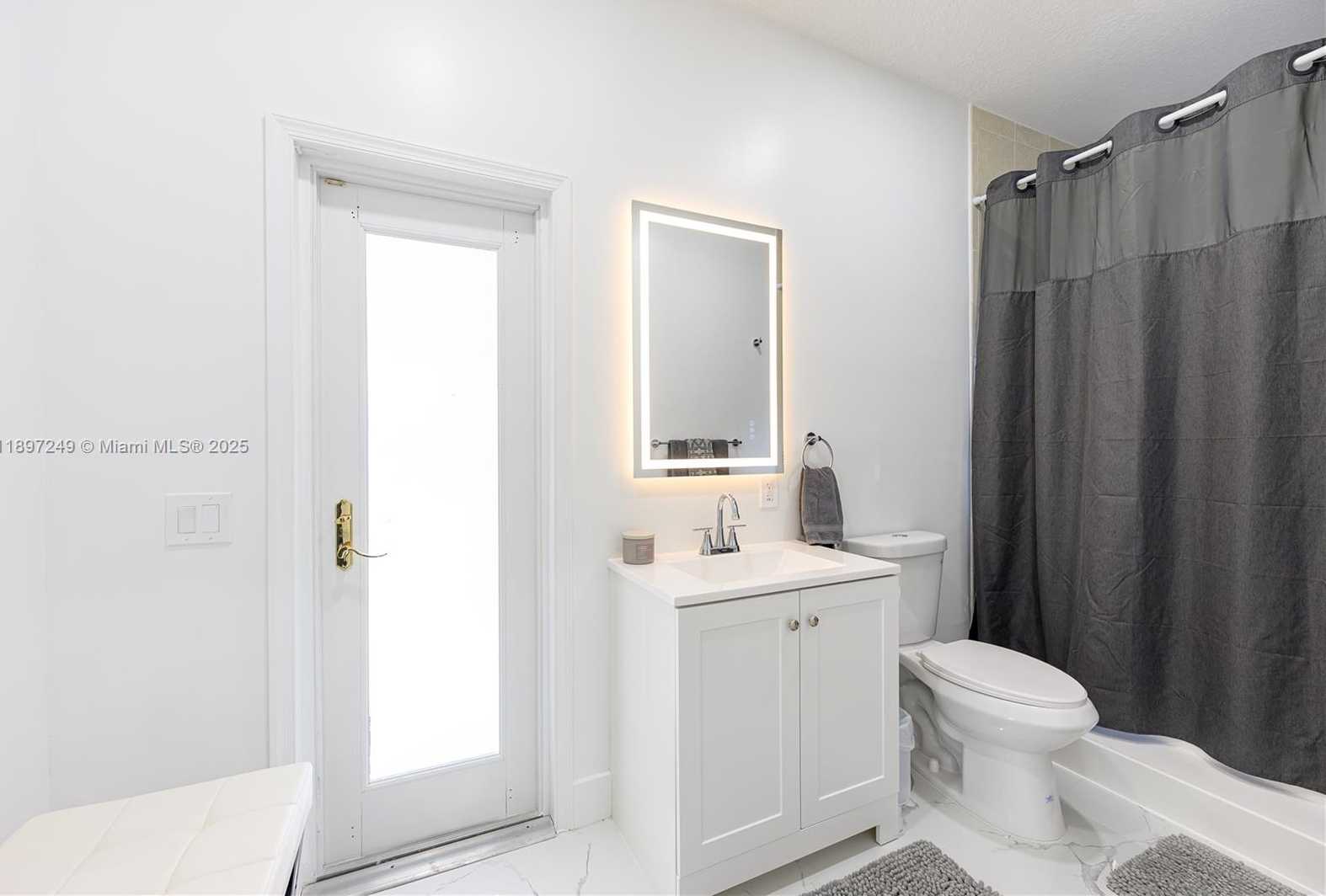 Small Image of 18316 SOUTH WEST 145TH AVE, Miami Number 35