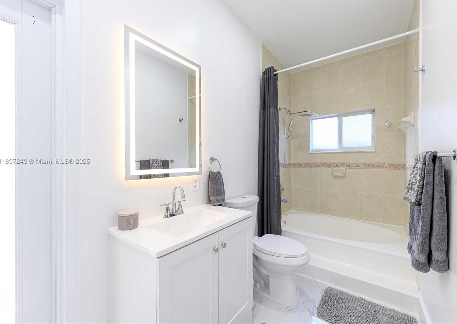 Small Image of 18316 SOUTH WEST 145TH AVE, Miami Number 36