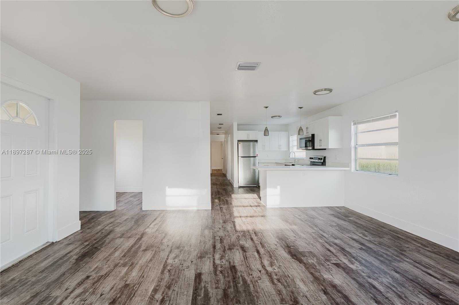Small Image of 4338 NORTH WEST 24TH AVE, Miami Number 2
