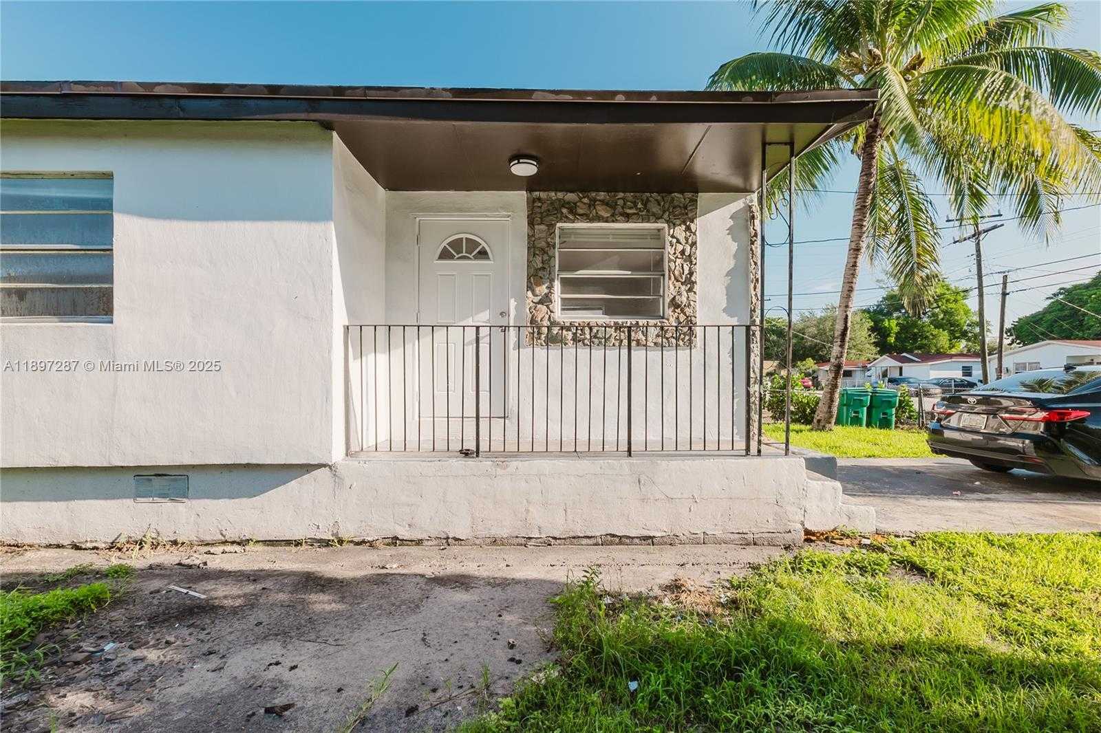 Small Image of 4338 NORTH WEST 24TH AVE, Miami Number 22