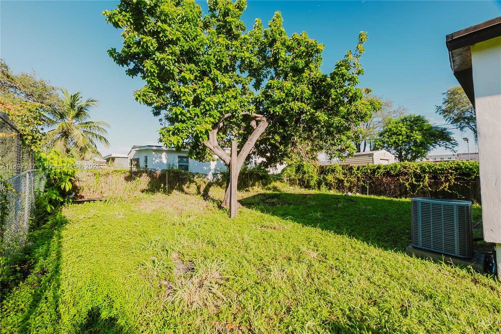 Small Image of 4338 NORTH WEST 24TH AVE, Miami Number 23