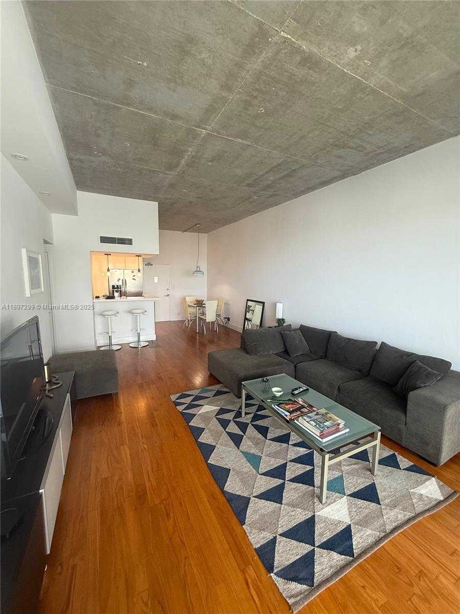 Small Image of 1200 WEST AVE #PH17, Miami Beach Number 2