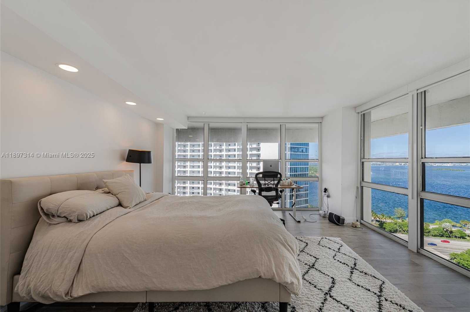 Small Image of 600 NORTH EAST 36TH ST #PH1, Miami Number 13