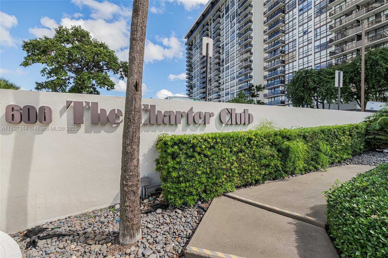 Small Image of 600 NORTH EAST 36TH ST #PH1, Miami Number 23