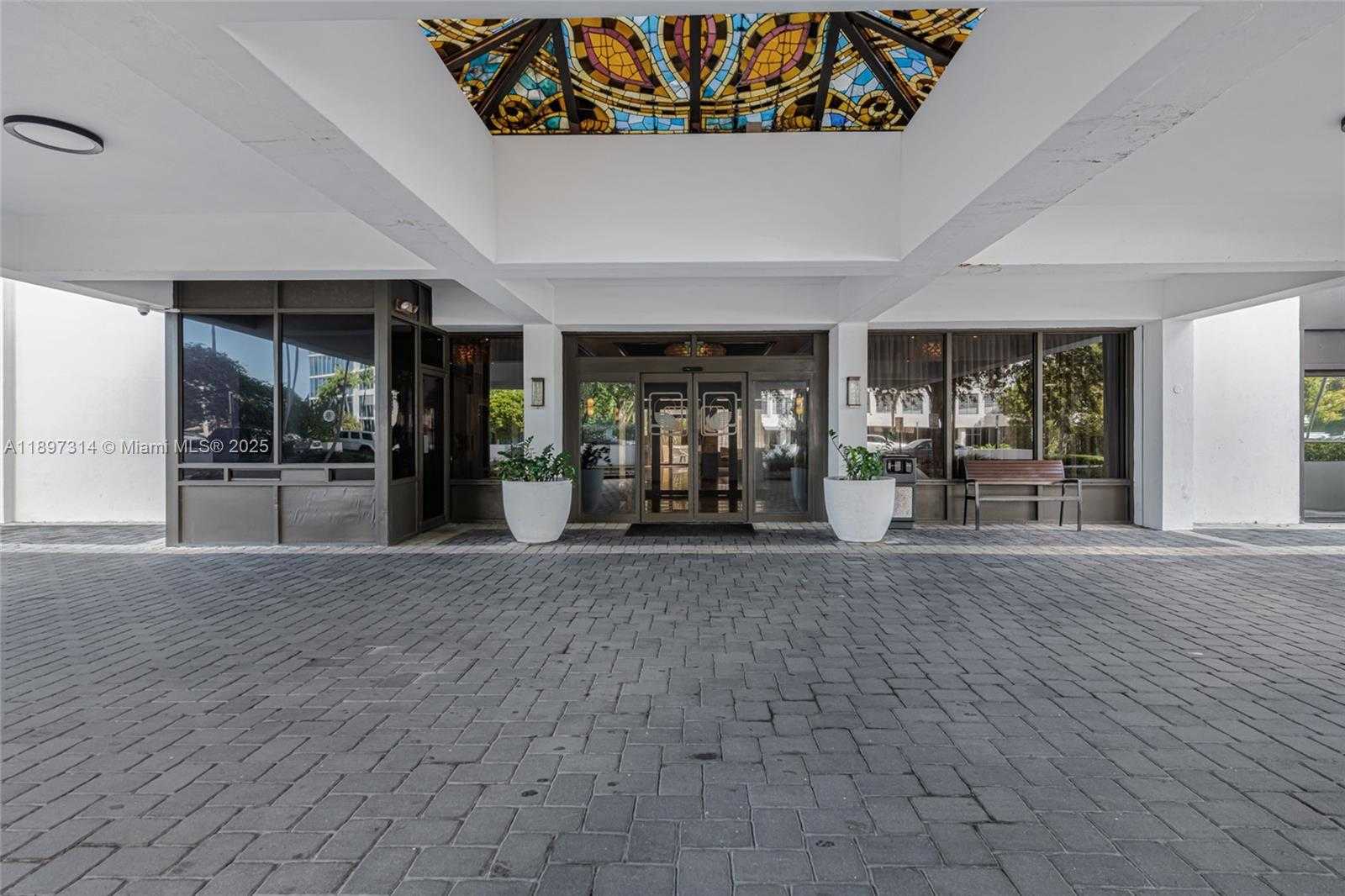 Small Image of 600 NORTH EAST 36TH ST #PH1, Miami Number 25