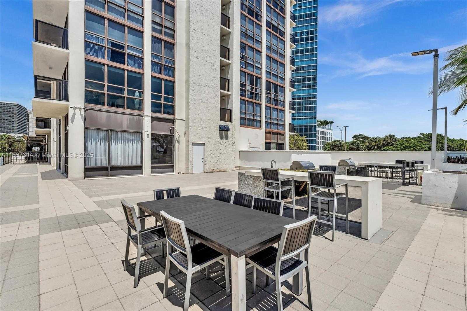 Small Image of 600 NORTH EAST 36TH ST #PH1, Miami Number 37