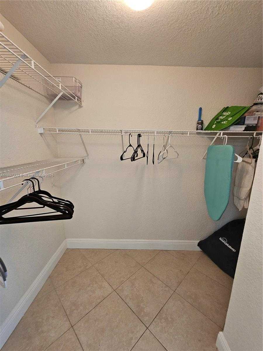 Small Image of 2501 SOUTH OCEAN DR (SEASON) #637, Hollywood Number 12