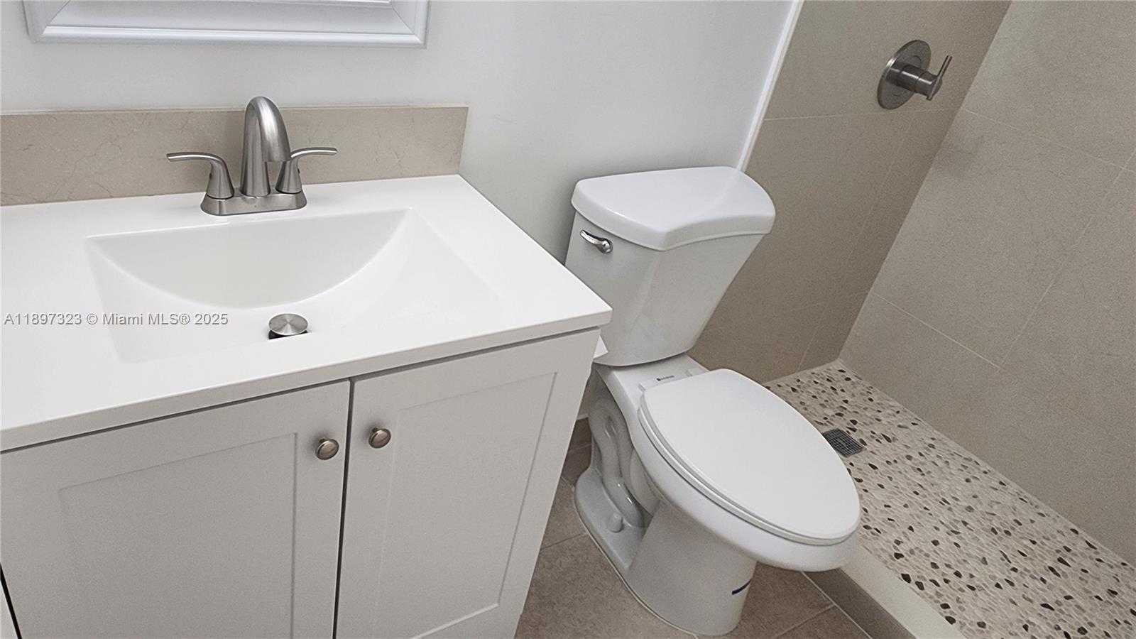 Small Image of 10628 SOUTH WEST 118TH PL #10628, Miami Number 13
