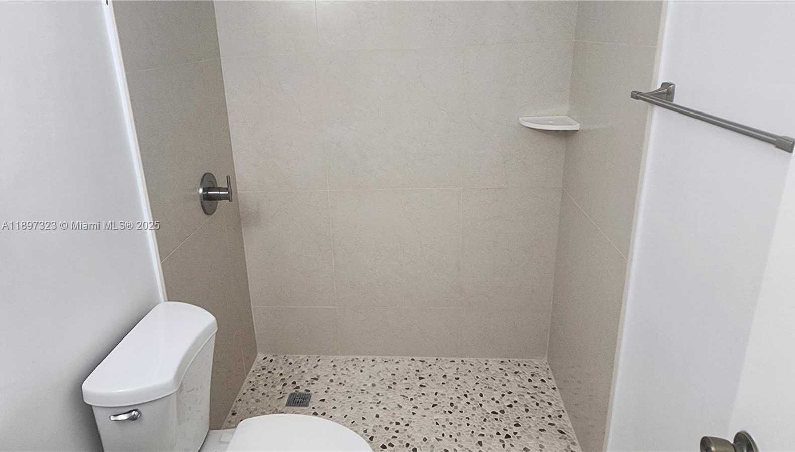 Small Image of 10628 SOUTH WEST 118TH PL #10628, Miami Number 14