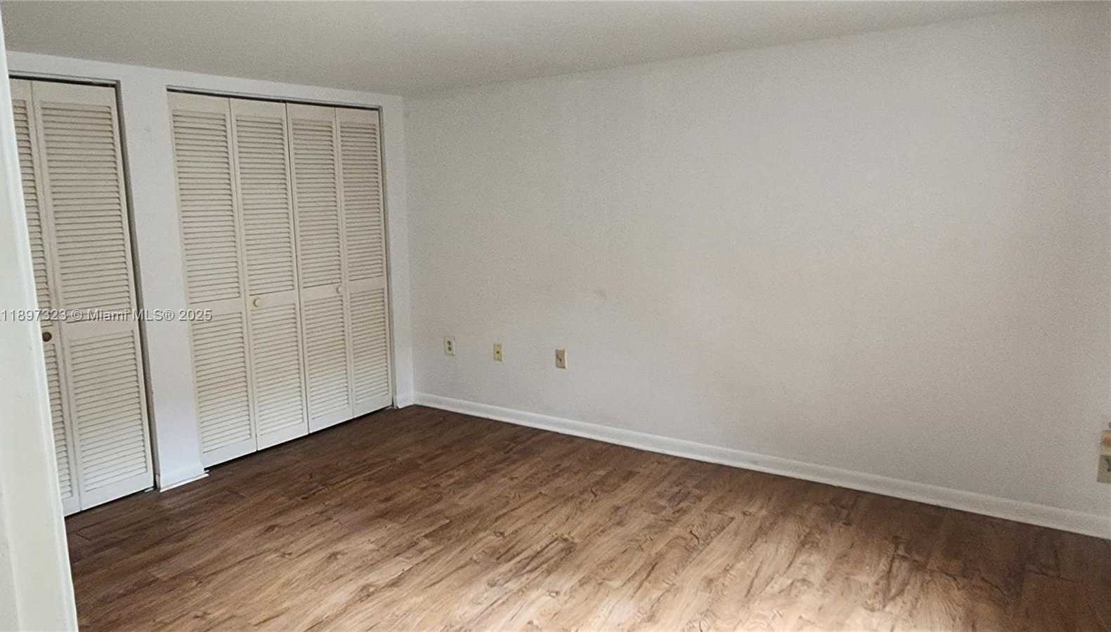 Small Image of 10628 SOUTH WEST 118TH PL #10628, Miami Number 17