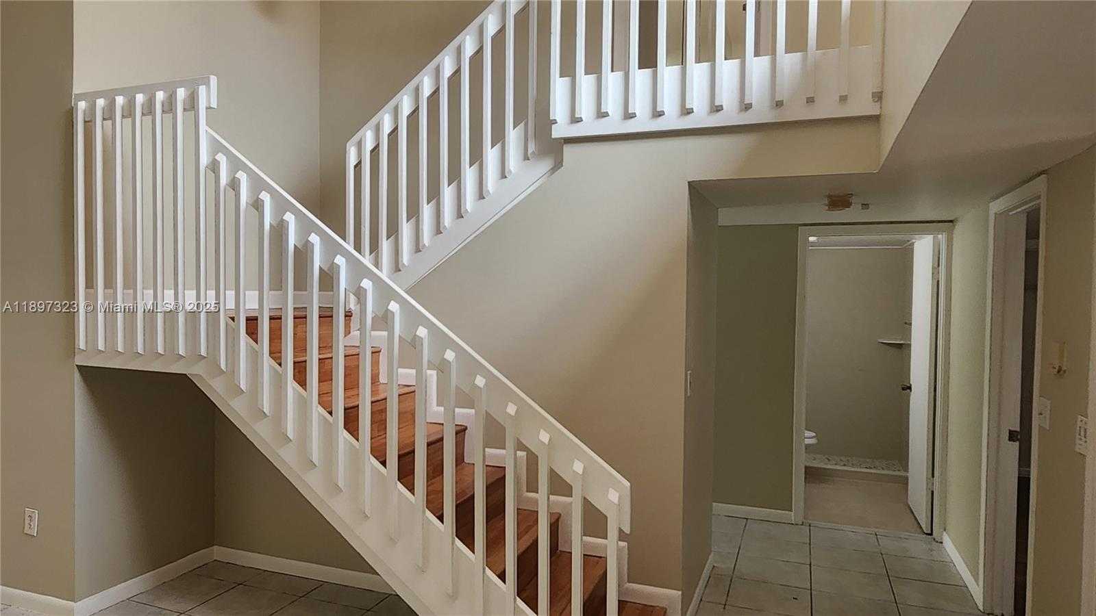 Small Image of 10628 SOUTH WEST 118TH PL #10628, Miami Number 20