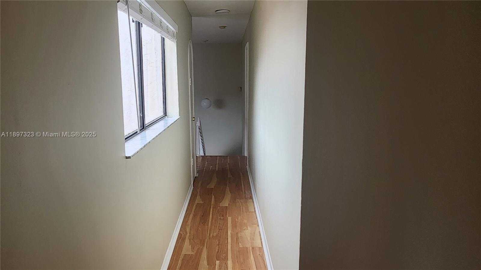 Small Image of 10628 SOUTH WEST 118TH PL #10628, Miami Number 34