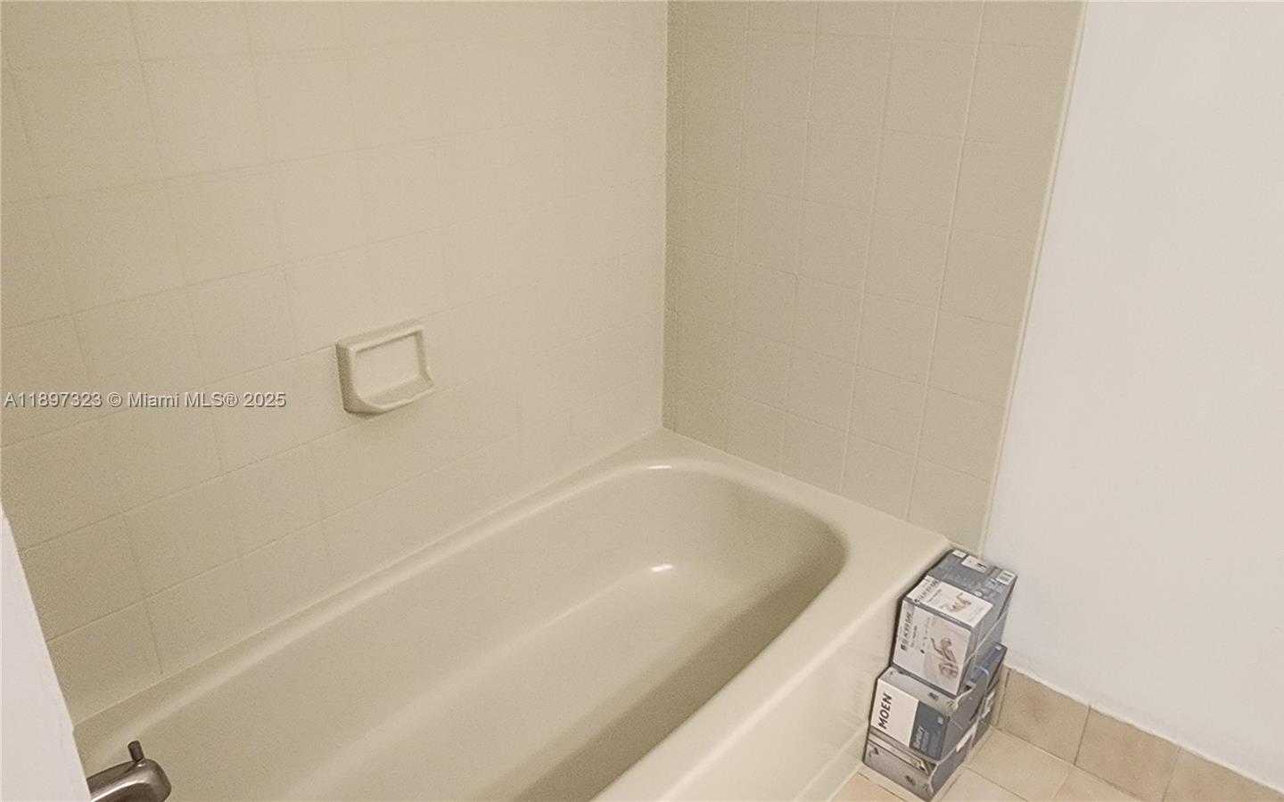 Small Image of 10628 SOUTH WEST 118TH PL #10628, Miami Number 36