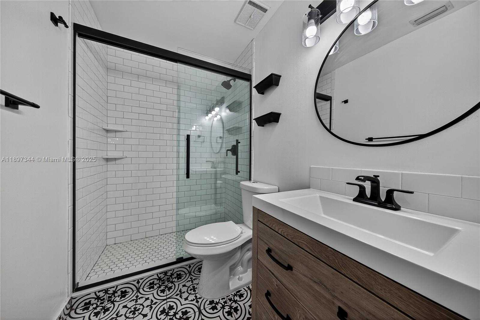 Small Image of 15140 BRISTOL LN, Davie Number 27