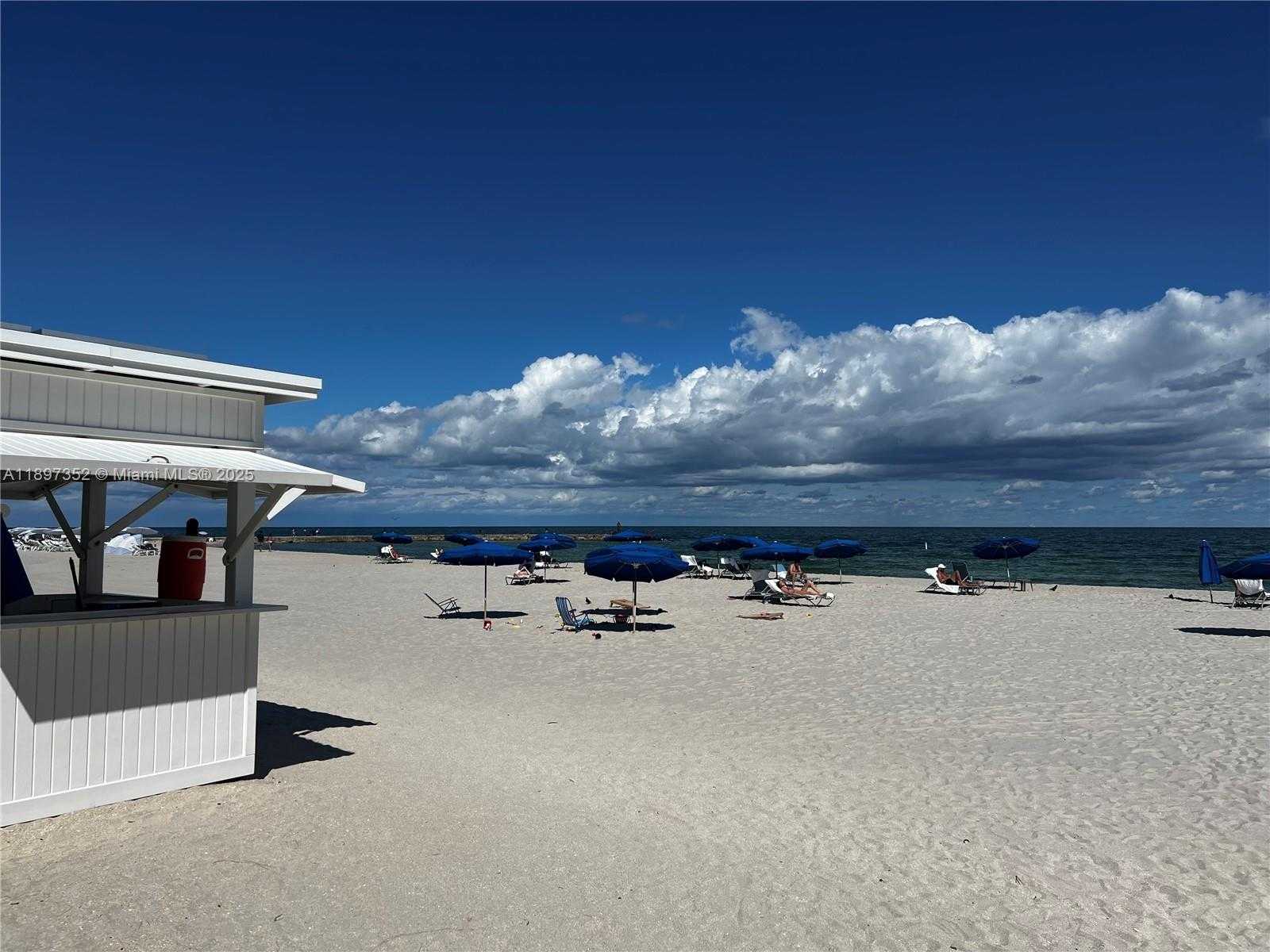 Small Image of 10275 COLLINS AVE #214, Bal Harbour Number 16