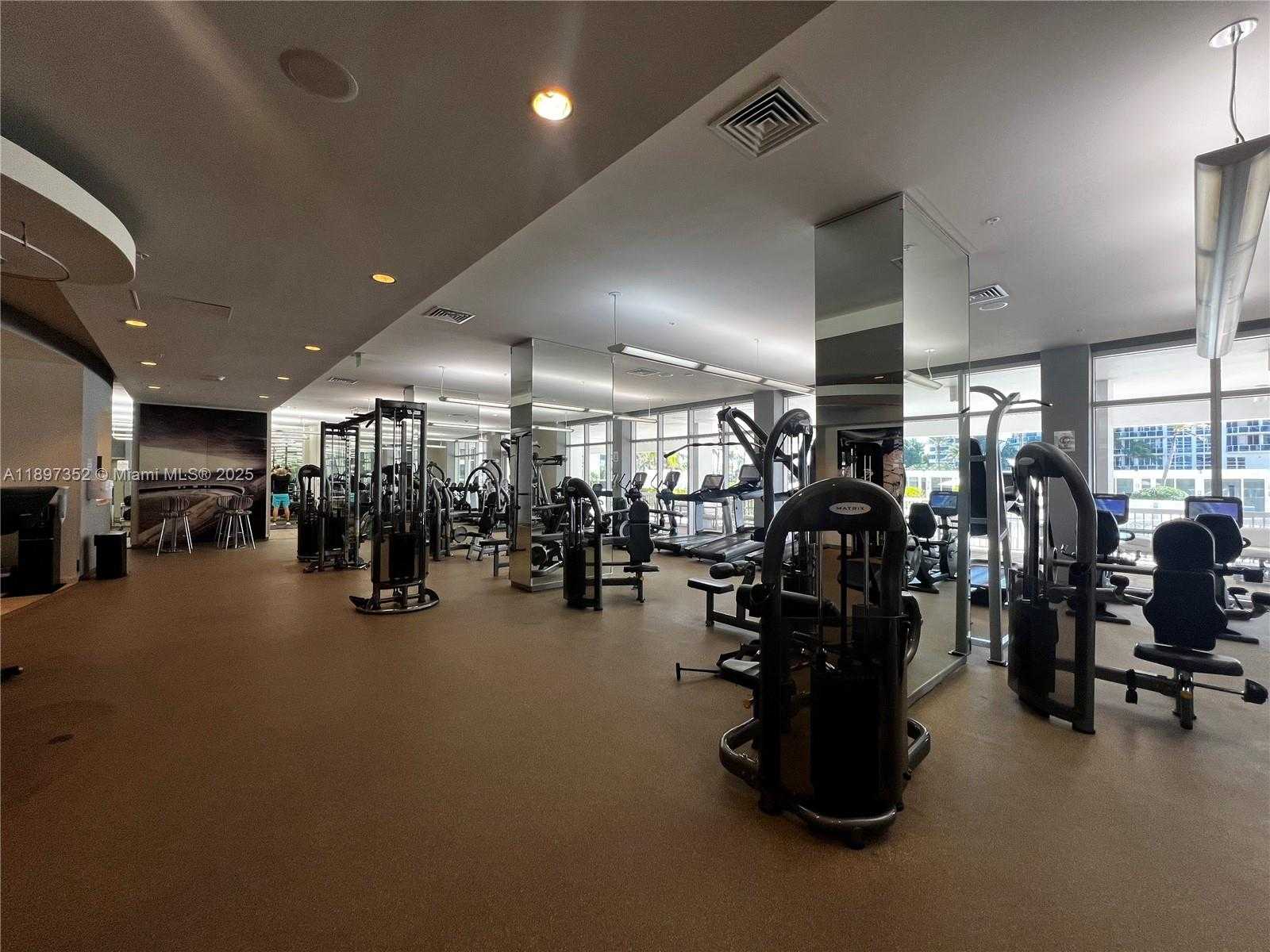 Small Image of 10275 COLLINS AVE #214, Bal Harbour Number 24