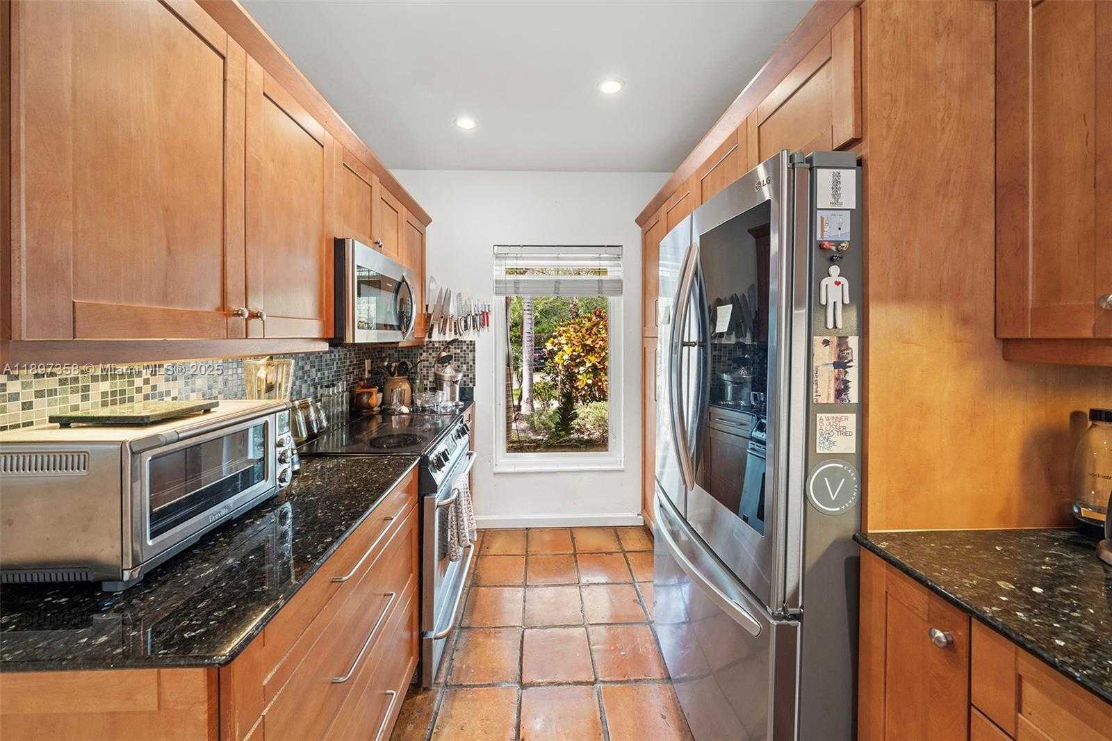 Small Image of 614 SAN SERVANDO AVE, Coral Gables Number 11