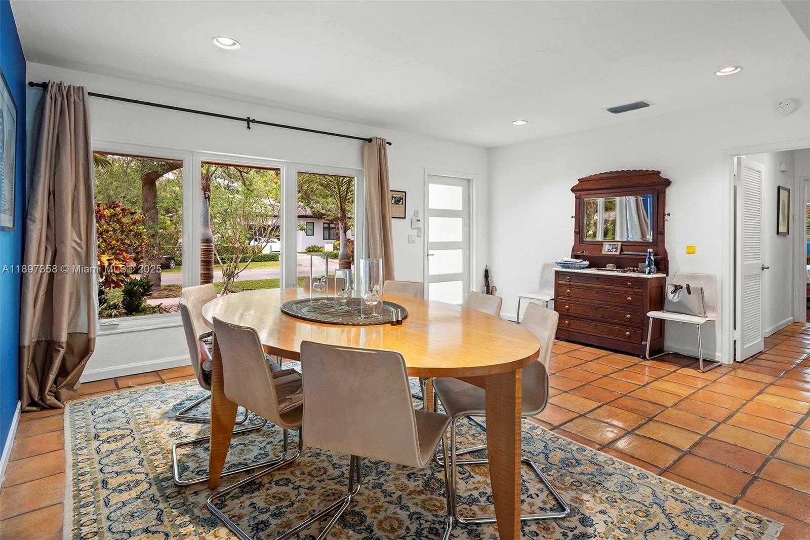Small Image of 614 SAN SERVANDO AVE, Coral Gables Number 13