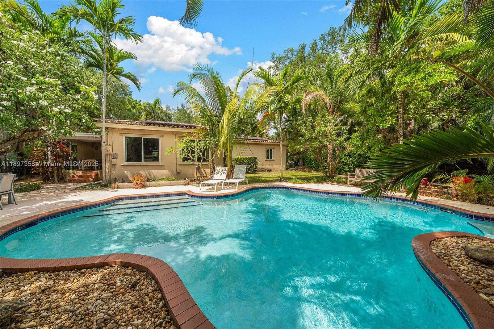 Small Image of 614 SAN SERVANDO AVE, Coral Gables Number 4