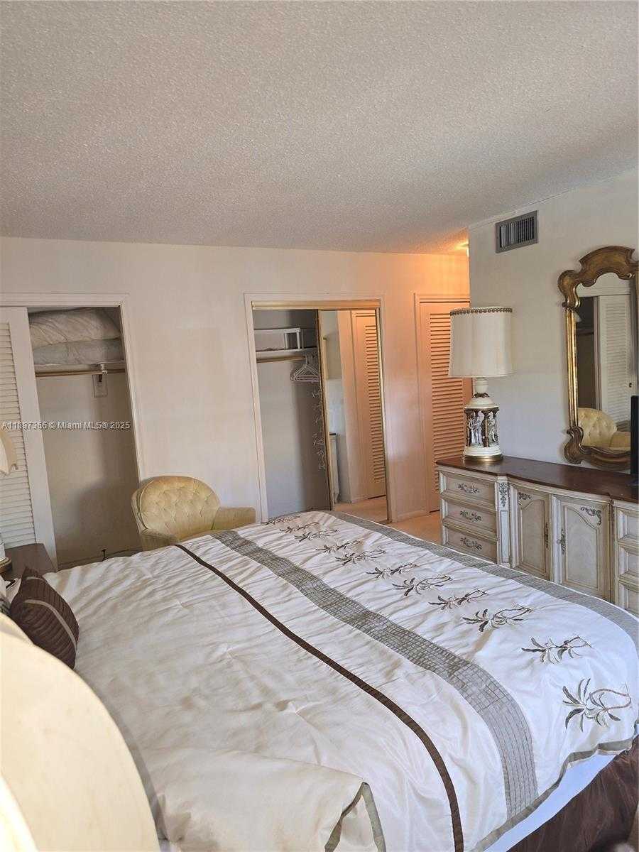 Small Image of 609 NORTH EAST 14TH AVE #701, Hallandale Beach Number 8