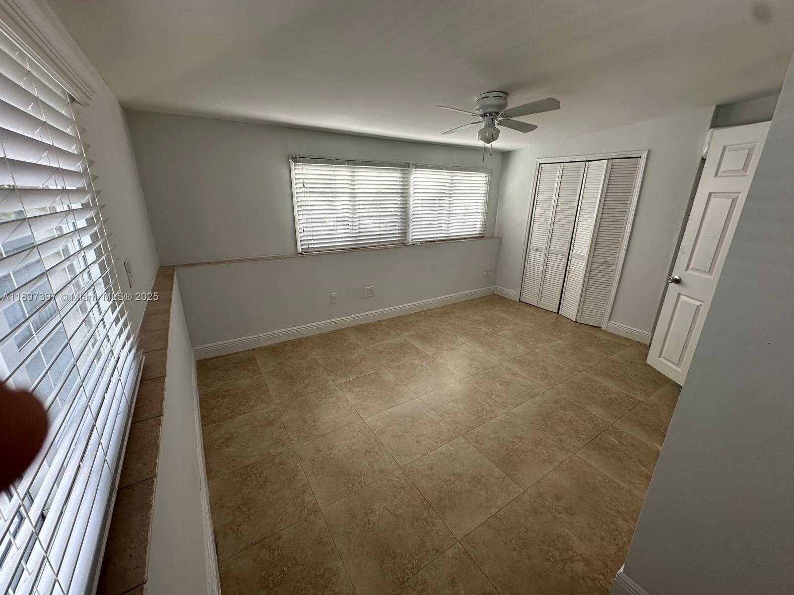 Small Image of 3235 SOUTH LE JEUNE RD #3235, Coral Gables Number 11