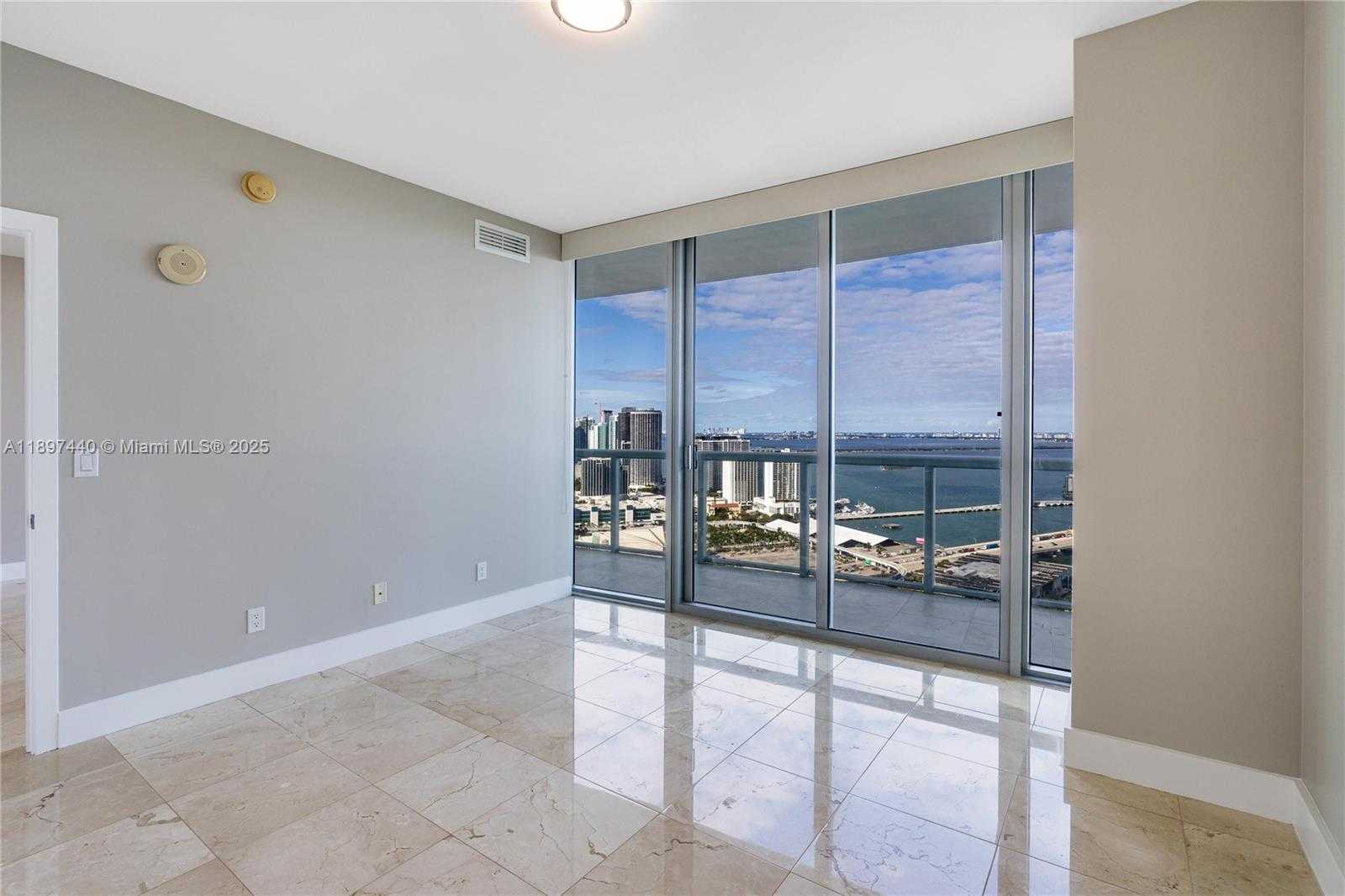 Small Image of 888 BISCAYNE BLVD #4311, Miami Number 13