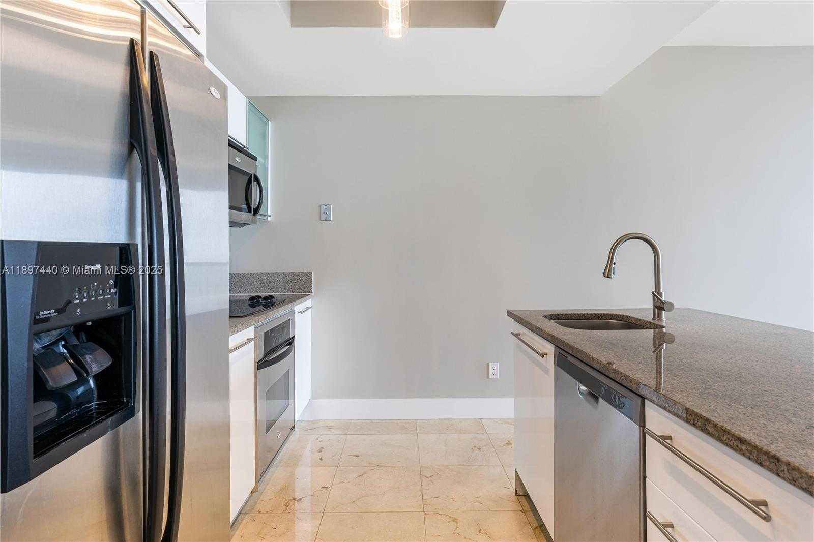 Small Image of 888 BISCAYNE BLVD #4311, Miami Number 8