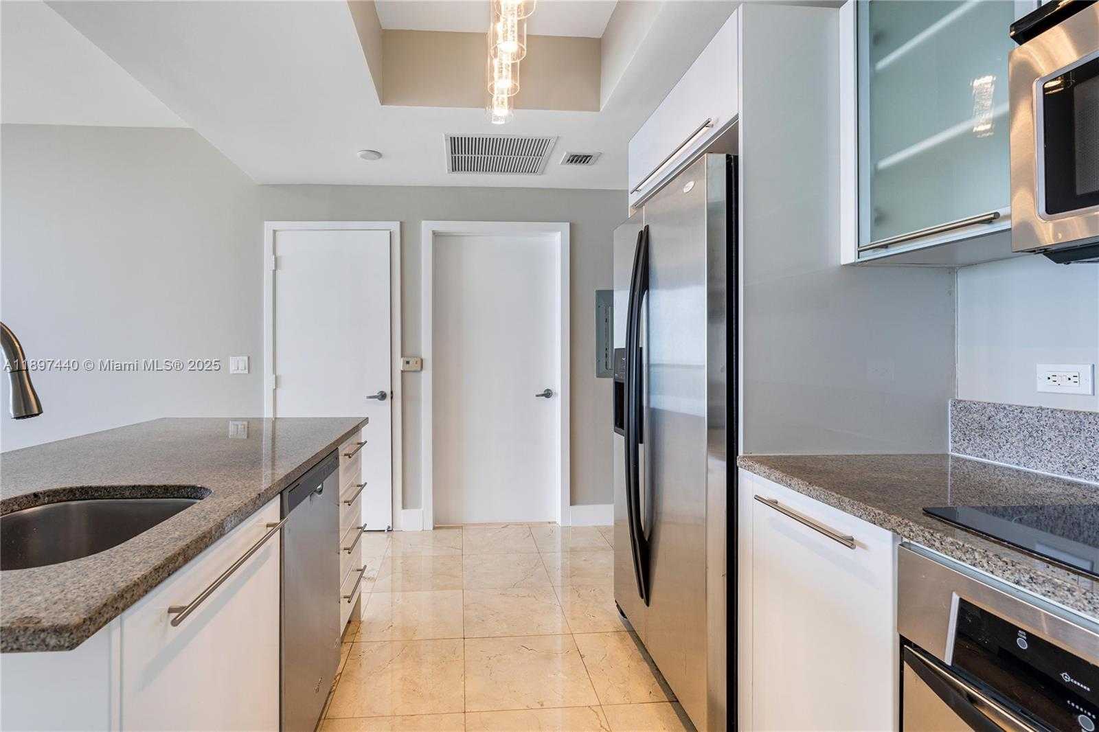 Small Image of 888 BISCAYNE BLVD #4311, Miami Number 9