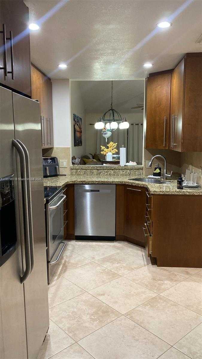 Small Image of 1634 NORTH 15TH TERRACE, Hollywood Number 16