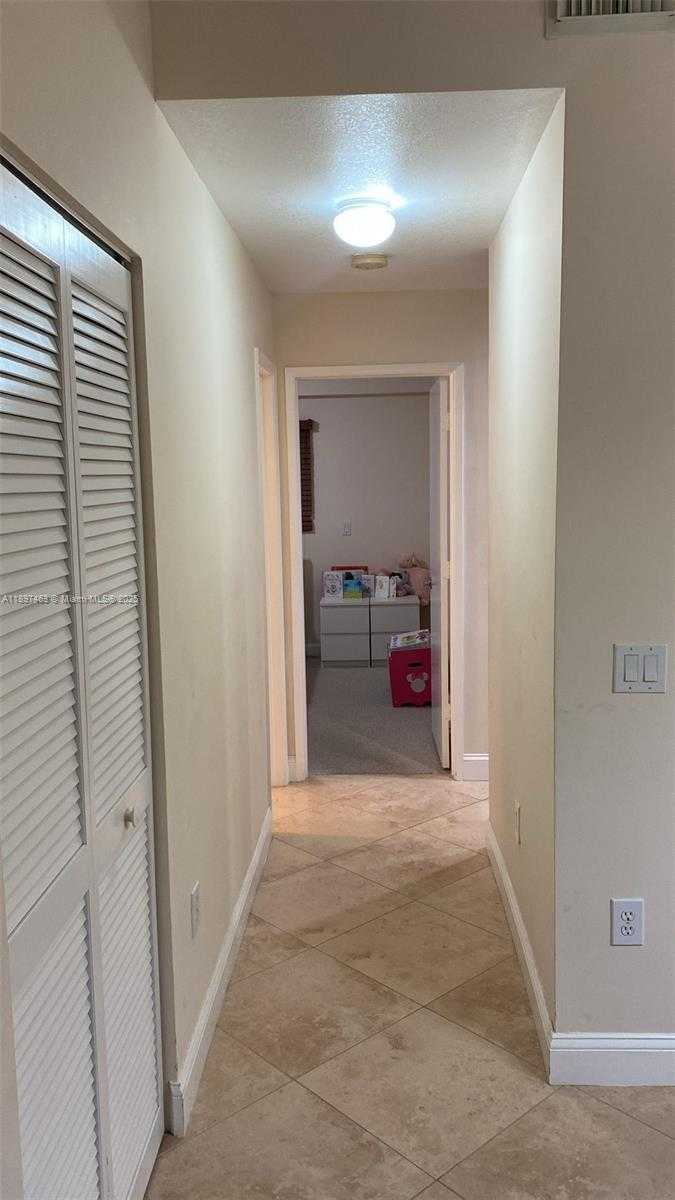 Small Image of 1634 NORTH 15TH TERRACE, Hollywood Number 21