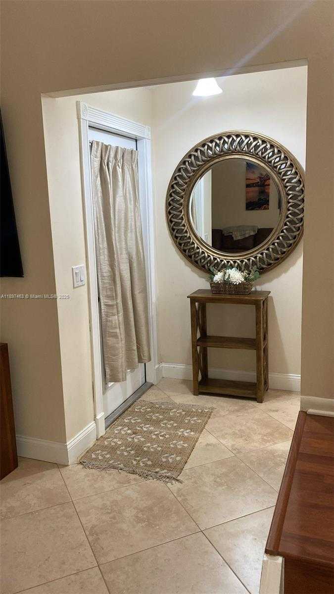 Small Image of 1634 NORTH 15TH TERRACE, Hollywood Number 23