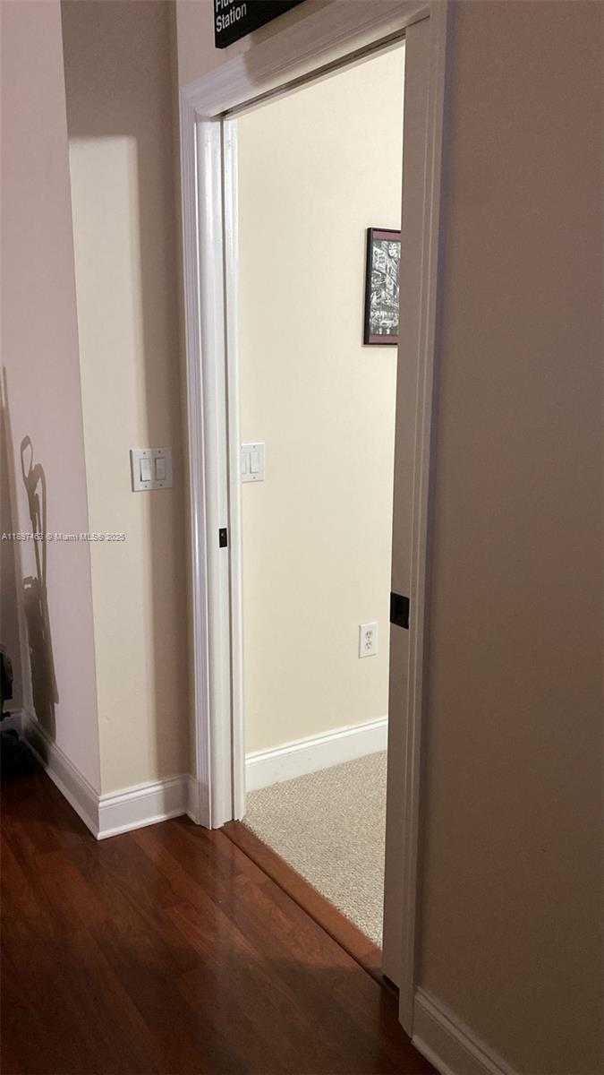 Small Image of 1634 NORTH 15TH TERRACE, Hollywood Number 28