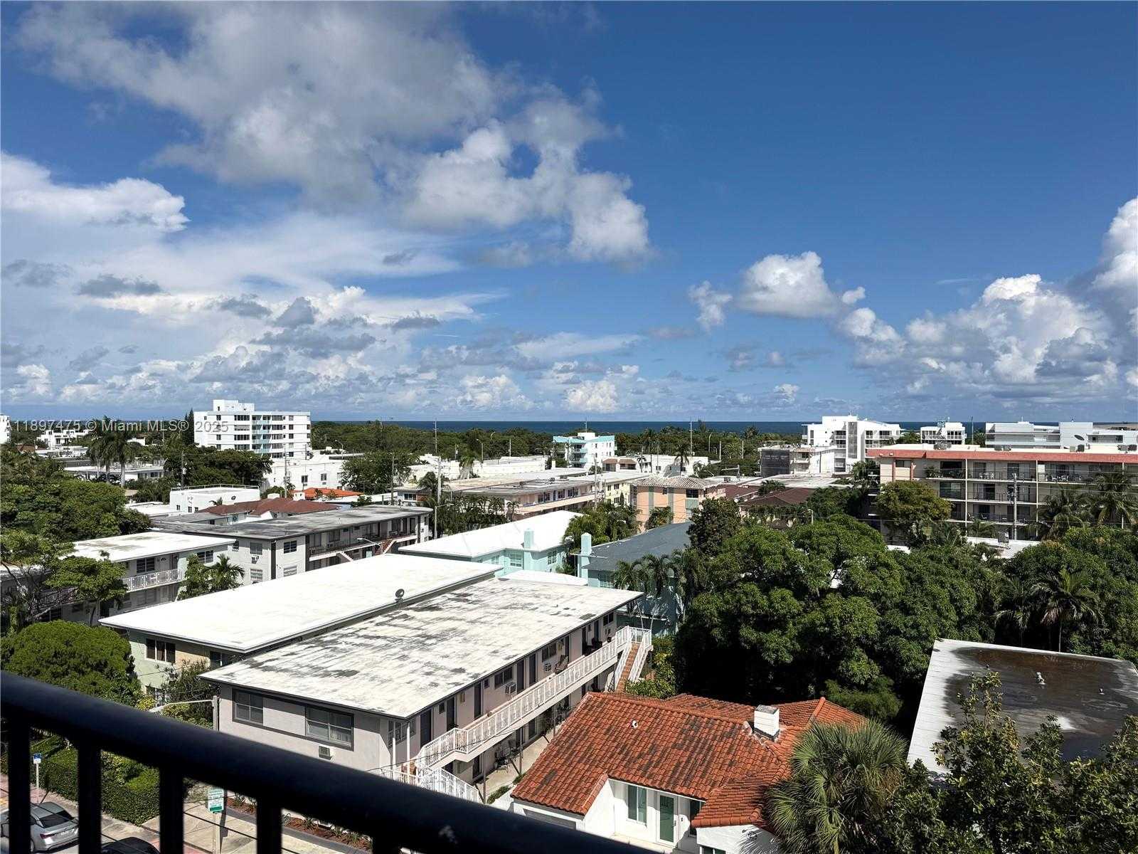 Small Image of 7850 BYRON AVE #702, Miami Beach Number 18