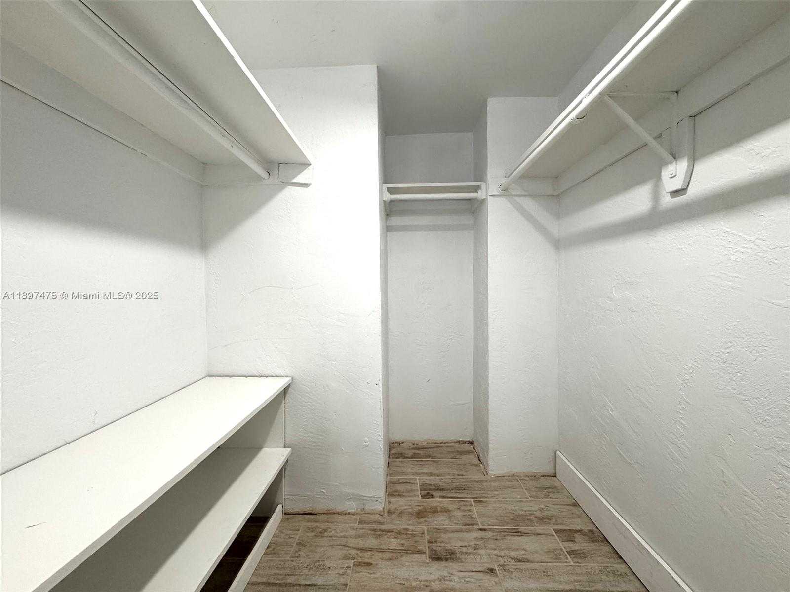 Small Image of 7850 BYRON AVE #702, Miami Beach Number 23