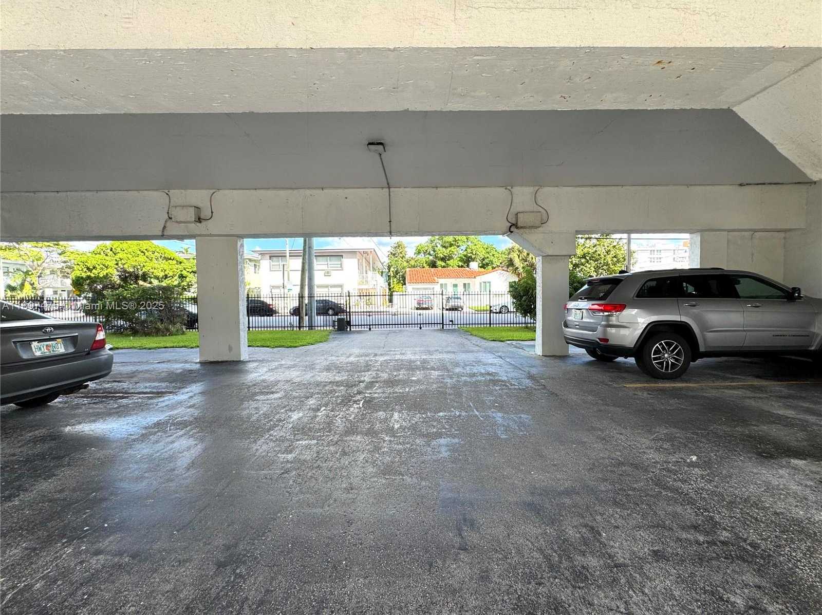 Small Image of 7850 BYRON AVE #702, Miami Beach Number 28