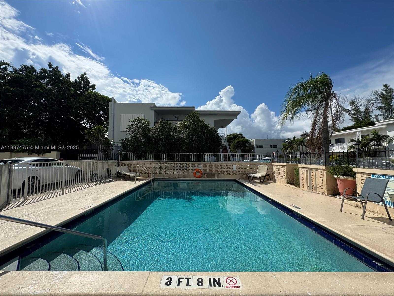 Small Image of 7850 BYRON AVE #702, Miami Beach Number 8