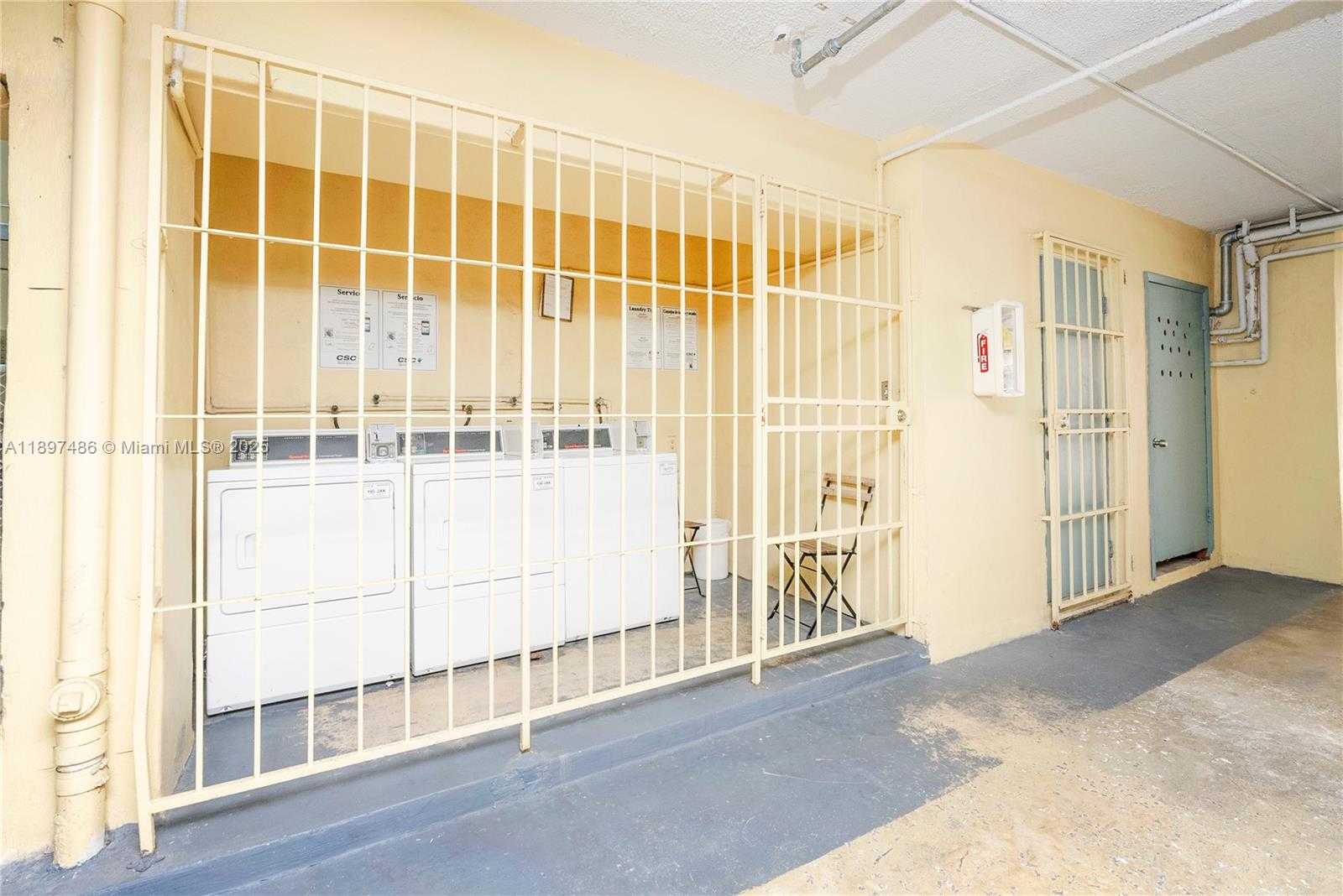 Small Image of 915 JEFFERSON AVE #4A, Miami Beach Number 13