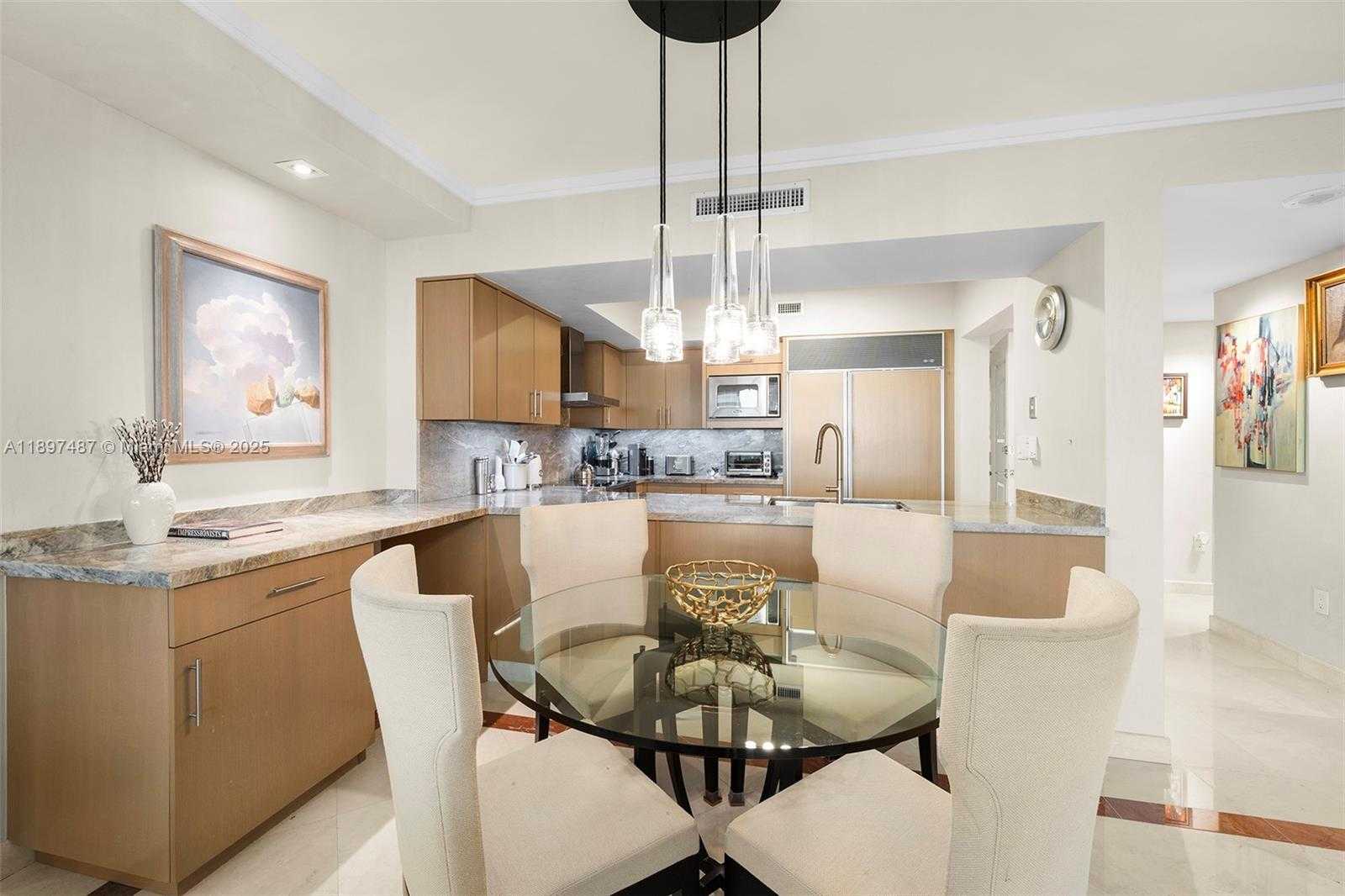 Small Image of 1455 OCEAN DR #1003, Miami Beach Number 10