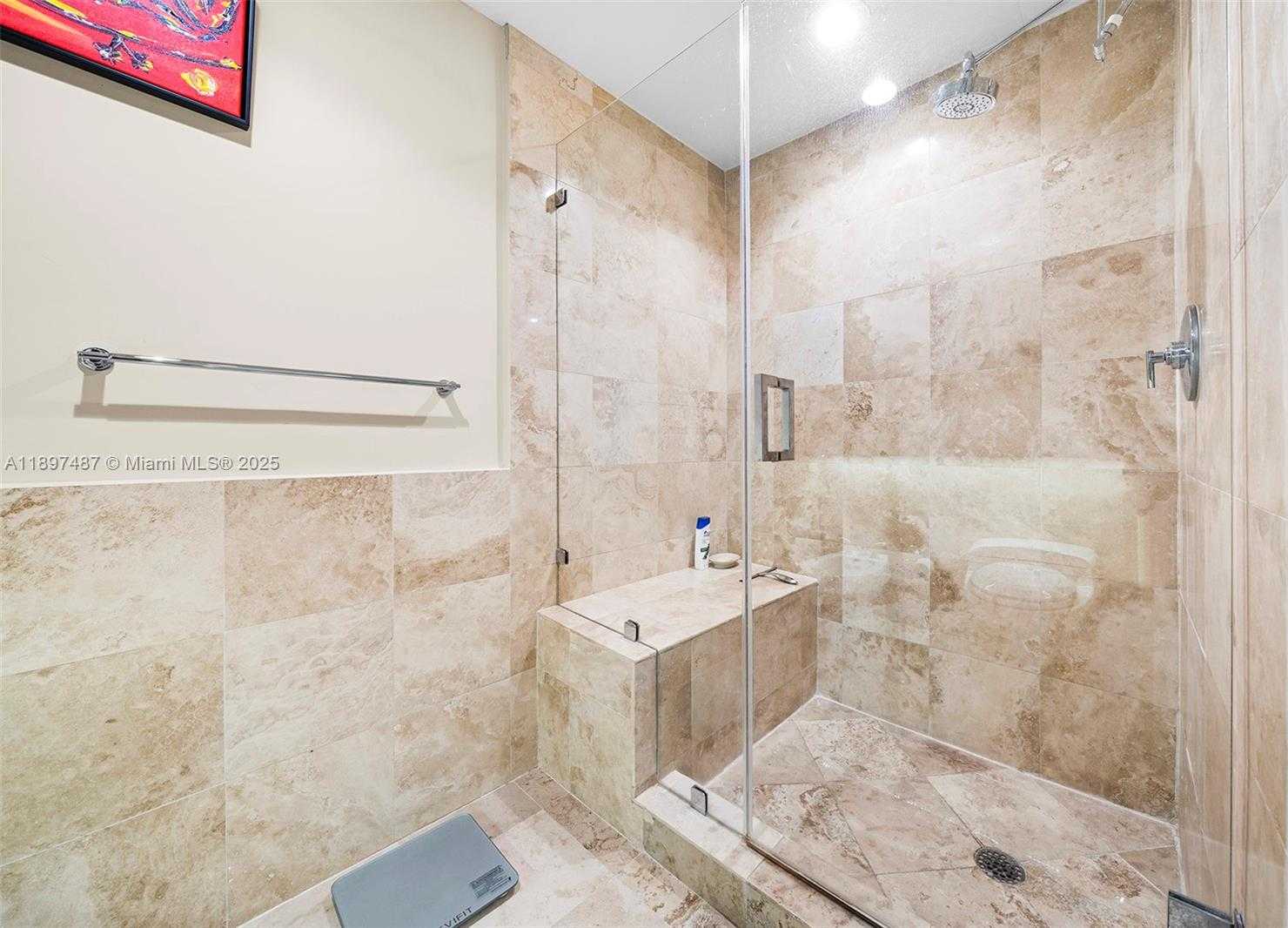 Small Image of 1455 OCEAN DR #1003, Miami Beach Number 24