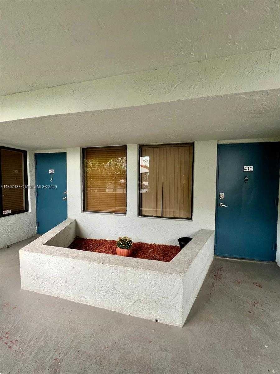 Small Image of 8365 SOUTH WEST 152ND AVE #C-409, Miami Number 4