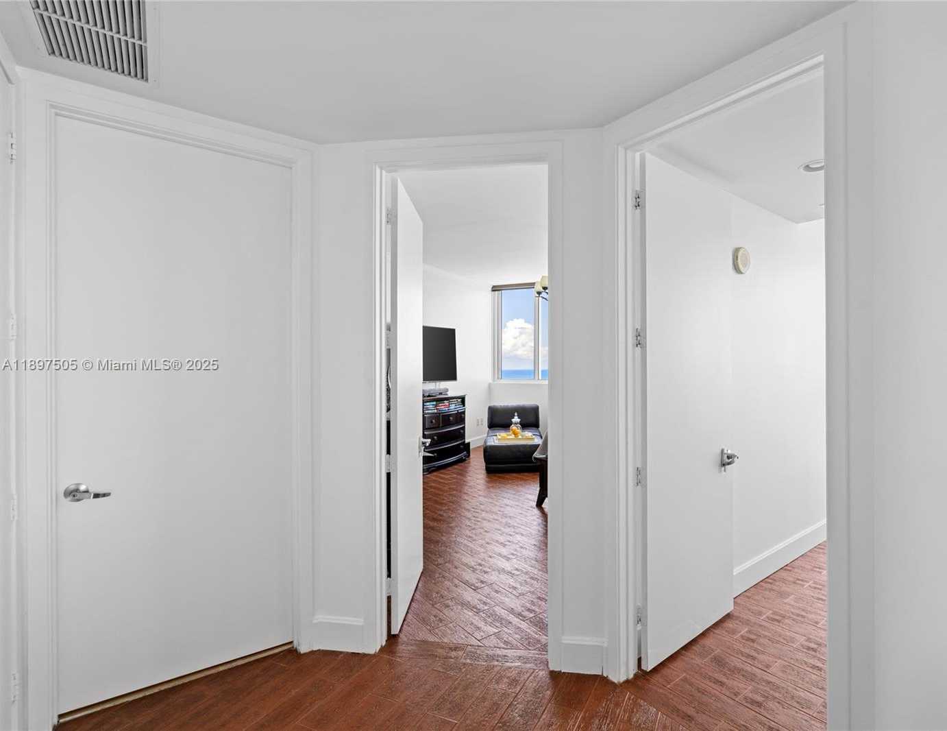Small Image of 18201 COLLINS AVE #4209, Sunny Isles Beach Number 16