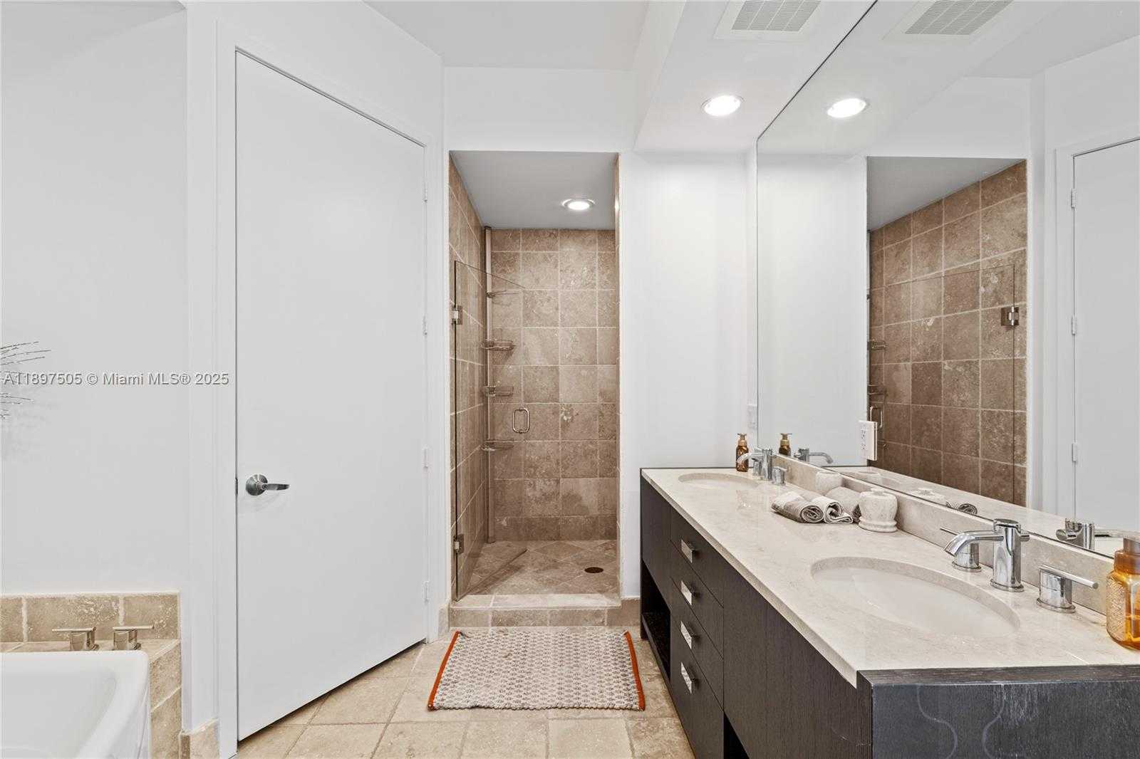 Small Image of 18201 COLLINS AVE #4209, Sunny Isles Beach Number 22