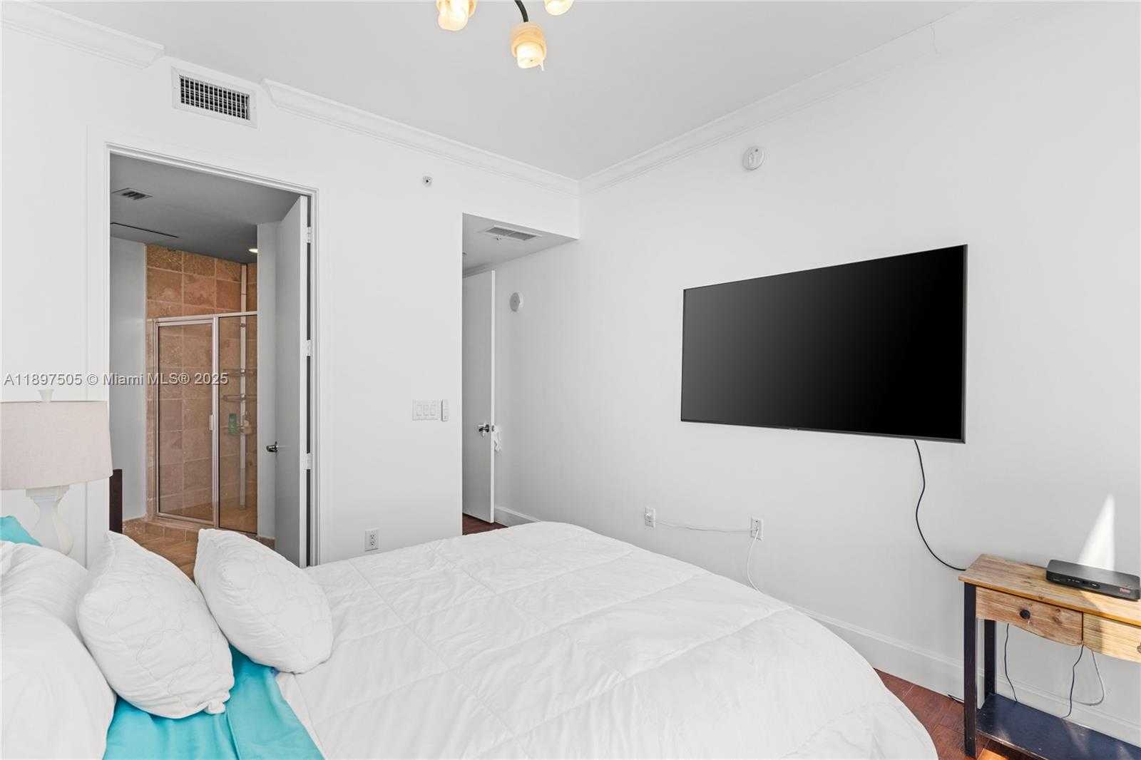 Small Image of 18201 COLLINS AVE #4209, Sunny Isles Beach Number 29