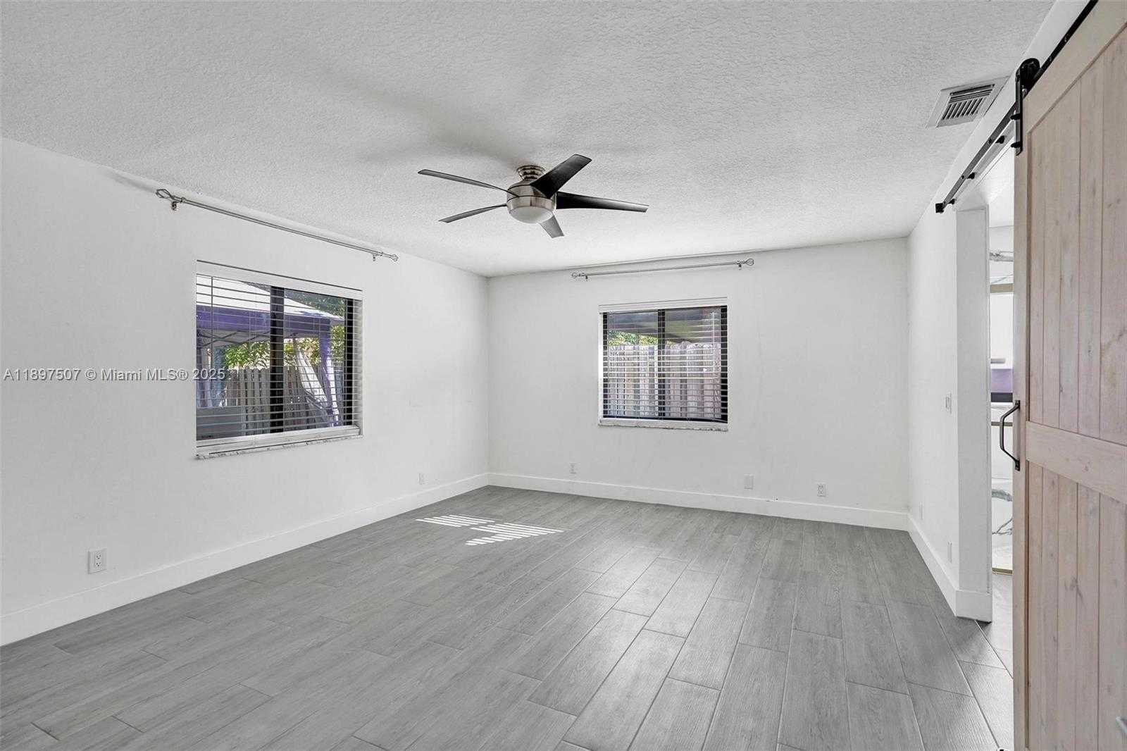 Small Image of 8105 SOUTH WEST 19TH ST, North Lauderdale Number 12