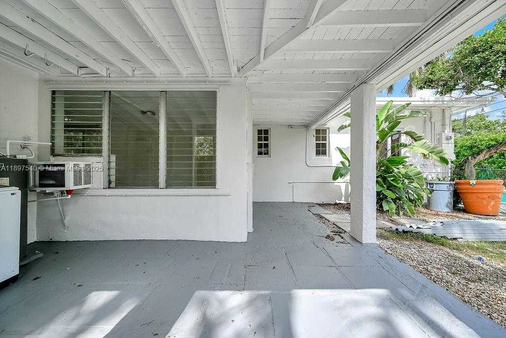 Small Image of 5960 SOUTH WEST 47TH ST #1, Miami Number 18