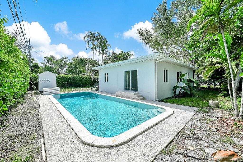 Small Image of 5960 SOUTH WEST 47TH ST #1, Miami Number 2