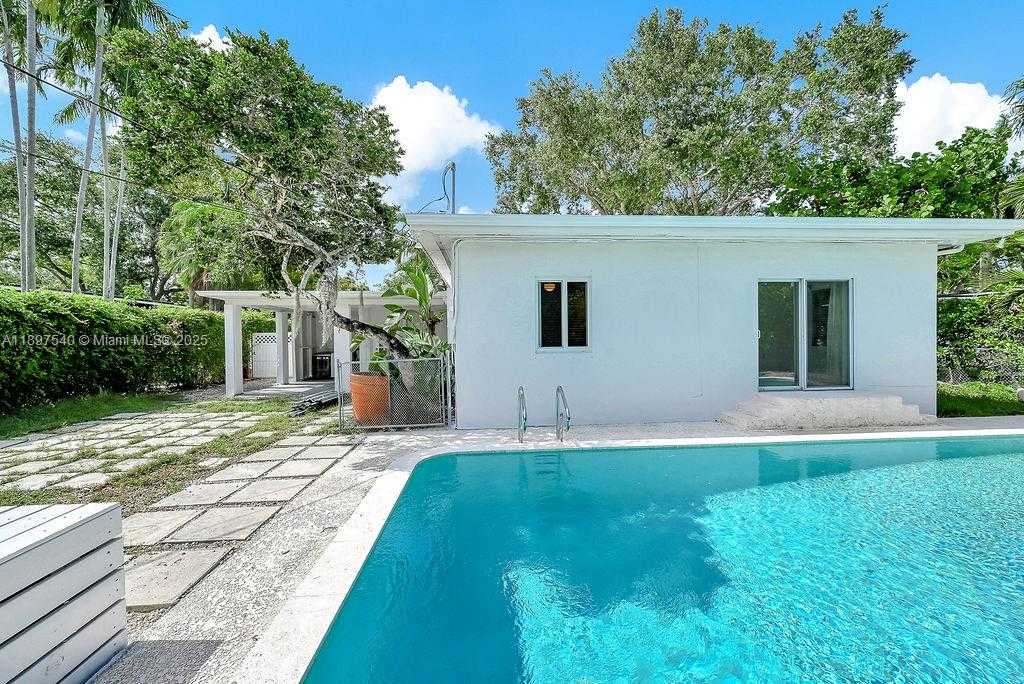 Small Image of 5960 SOUTH WEST 47TH ST #1, Miami Number 20